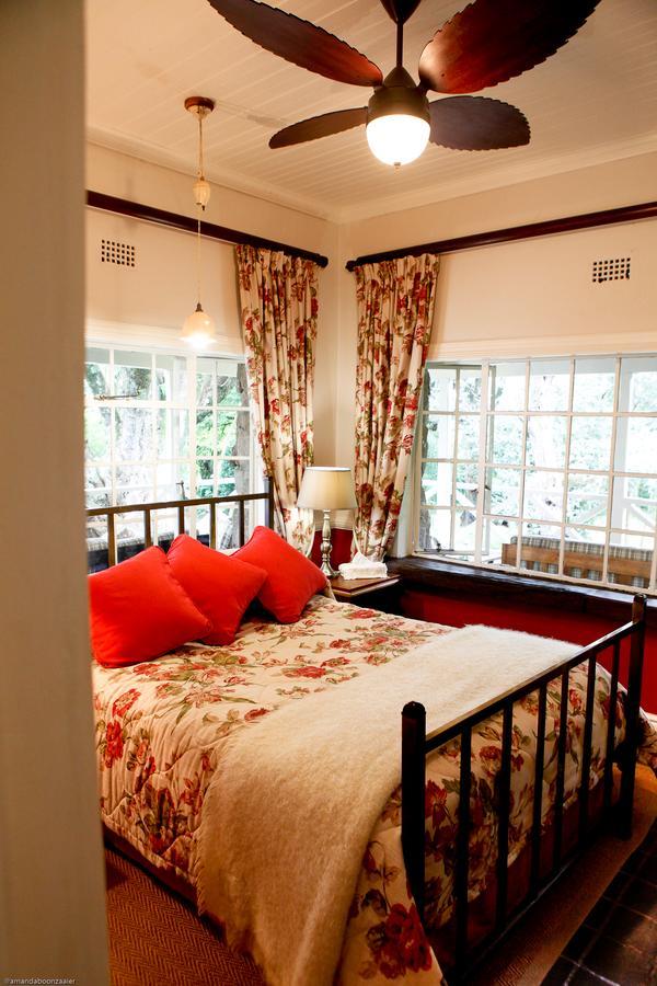 Reilly'S Rock Hilltop Lodge Lobamba Esterno foto